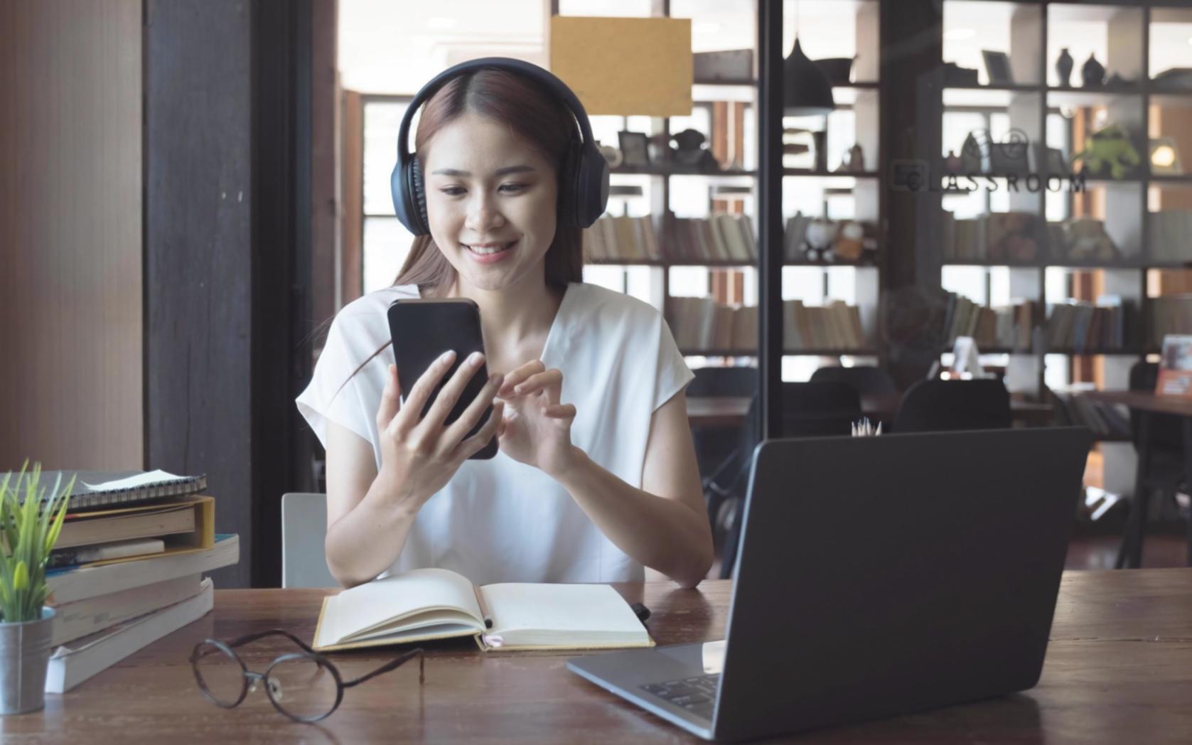 Toronto financial district skyline representing our local roots and professional approach