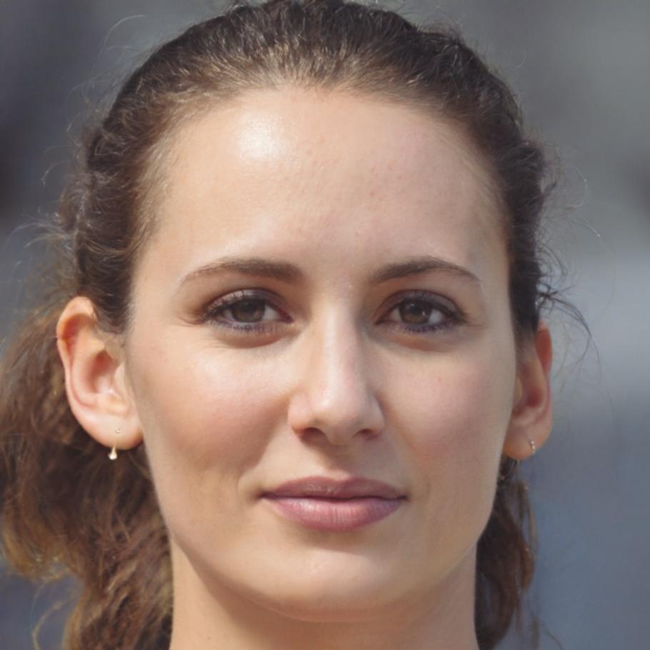 Portrait of Freya Lindqvist, Community Director